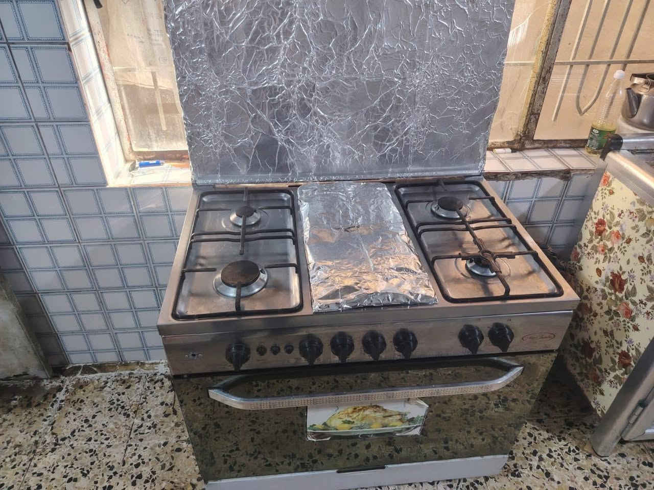 السلام عليكم عندي هذا طباخ للبيع نظيف كلشي مابيه نوعيته فرش جابو اخو جديد يشتغل العيون والفرن سعر خاص


**إذا كنت صاحب هذا الإعلان وتريد حذفه لأي سبب، رجاءا أرسل رسالة إلى الدعم الفني**