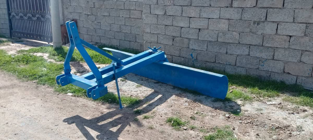 السلام عليكم من رخصه الادمن صنع عرباين خمسه متر وعرباين اسكندريه وعرباين نقل مرشه ومعدلان ولندبليم وخرماشه جميع الاحجام حسب الطلب للطلب اتصال ***********
