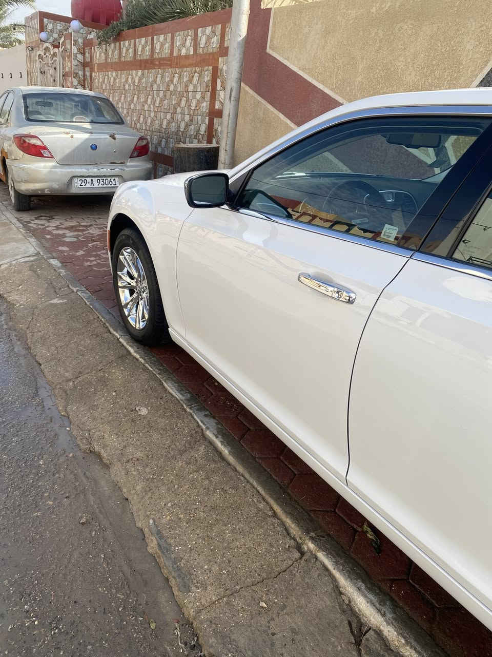 السلام عليكم للبيع أوباما موديل2018
كلين كفاله من الصبغ والبارد والكارت حتى الدعاميات لمتد ماشيه 110ألف مايل
داخل عسلي
كشنات تدفئه تبريد
ستيرن كهرباء+تدفئه 
خزن ميموري 
السعر 290وبيه مجال الاتصال على الرقم 
***********
