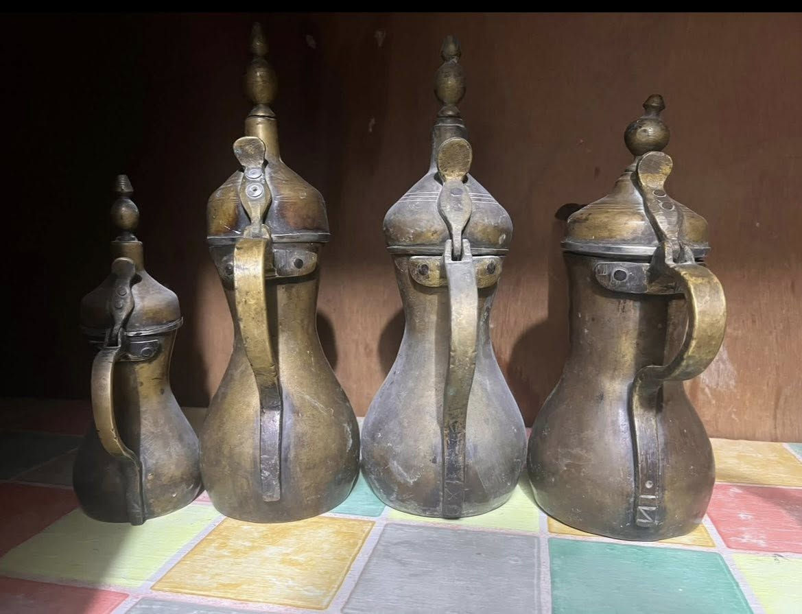 دلات عدد اربع سوري  قديم  مختومات قياس ٣٢ و٣١ و٢٧ و٢٢  للبيع


**إذا كنت صاحب هذا الإعلان وتريد حذفه لأي سبب، رجاءا أرسل رسالة إلى الدعم الفني**