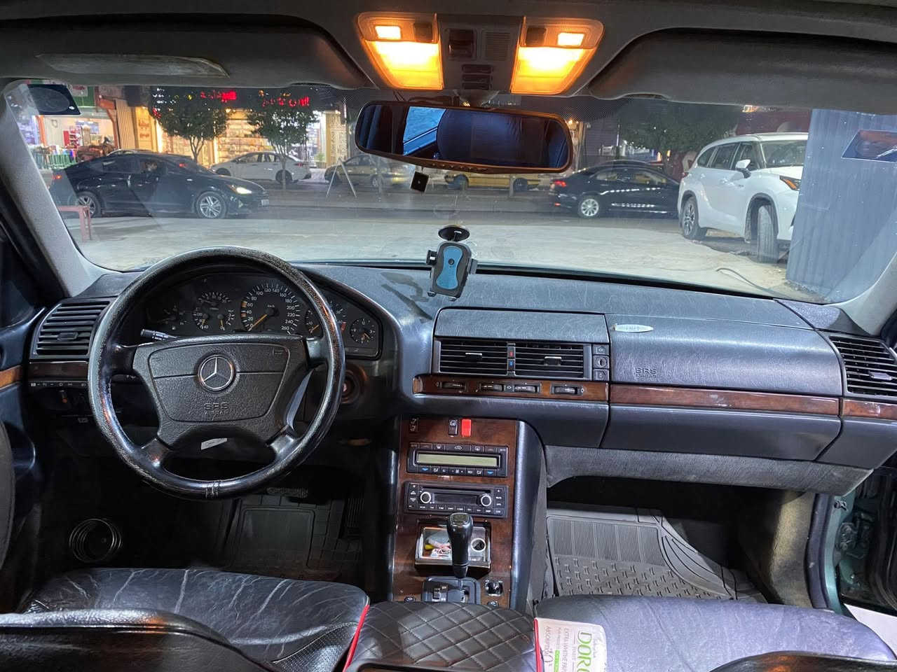 مارسيدس شبح( 320)
موديل (96) رقم بغداد انكليزي سنوية باسمي شرط تحويل لحد (2028)

جام كهرباء

تبريد شغال

كهربائيات كله شغاله 

مكينة بلادي خراطي

كير مكينة مكفول

السعر (70)وبيها مجال

رقم  ***********
