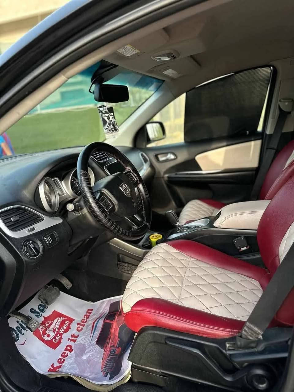 السلام عليكم للبيع جورني 2018 سنويه لغاية 2028
بأسمي السياره 
حره تحويل رقم دولي ذي قار
وارد امريكي 
 حادثها جاملغ وبنيد وباب 
7راكب
 4سلندر2400
 بصمه 
شاشه كامره
 ويل كب
 حاجب داخل
 جلد احمر 
 وبعد بيها مواصفات
 السعر 139 ملاحظه مراوس بشاهينه لون ابيض فقط غير الشاهينه ماريد العنوان الناصريه  رقم الهاتف ***********
