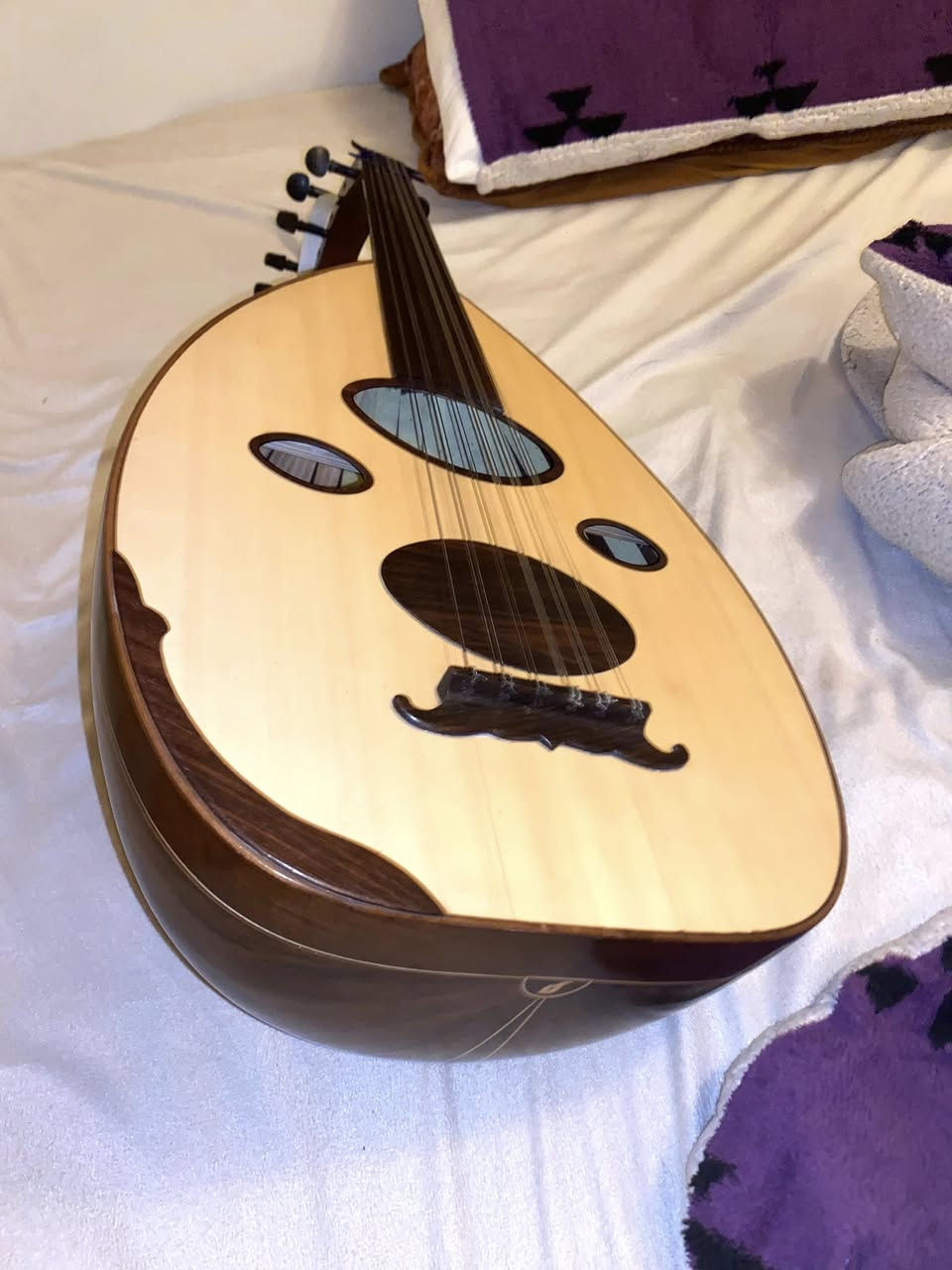 للبيع مستعجل عراقي للاسطى محمد القيسي
وجه سبروس
ضهر صندل 
مفاتيح ابانوس 
نضافه وصوت يخبل
500ًوبي مجال 
البصره - المعقل


**إذا كنت صاحب هذا الإعلان وتريد حذفه لأي سبب، رجاءا أرسل رسالة إلى الدعم الفني**