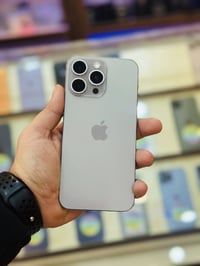 آيفون 15 برو ماكس • ٢٥٦ • بطارية ٩٠