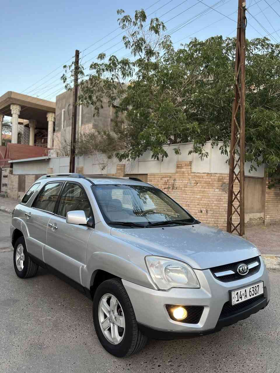 للبيع سبورتج 2009 خليجي فول (سلايت)
كفاله عامه خاليه حتى من البارد
بعدهي ع وضع الشركه مخزنه سابقأ ماشيه حالين 115 الف حقيقي
رقم بصره مميز 4 ارقام سنويه مجدده 2030 
محرك كير تبريد حداده تخم تاير 100%
السعر 119ورقه مكاني بصره 
للاستفسار ***********
