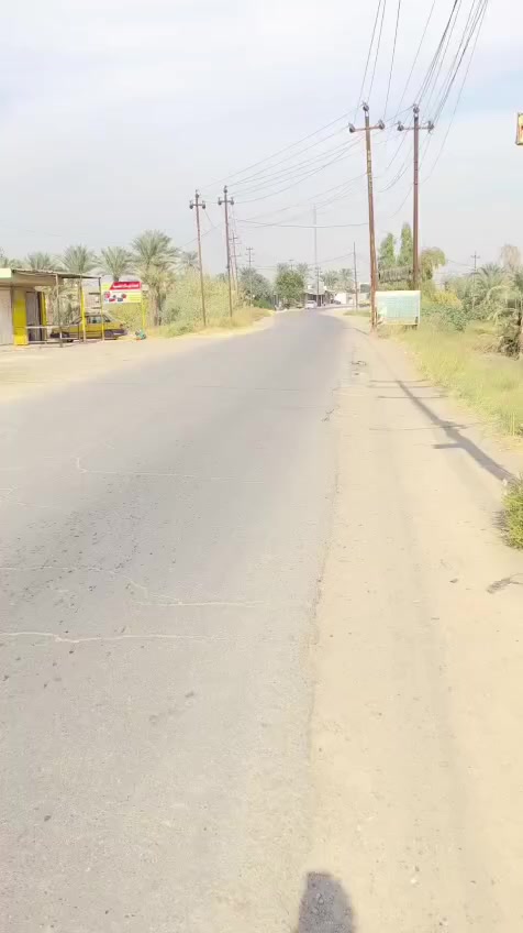 عقد زراعي 17 🏠🏠🏠🏠
كاع 900 متر مع دار 150 م 
الواجهة 7.5 م النزال 125 م 
الدار يحتوي على 
غرفة نوم كبيرة داخلها حمام 
غرفة  صغيرة 
حمام 
صالة كبيرة 
منور 
مطبخ بارد + حار 
استقبال 
البيت بناء طابوق والصب مسلح 
البيت بناء سنة 2024 

المكان جسر ديالى الجديد 
الصمدية او حي الزهراء او السدة 
يبعد عن الشارع الرئيسي ٩٠٠ متر تقريباً 

للاستفسار الاتصال 
على ***********
