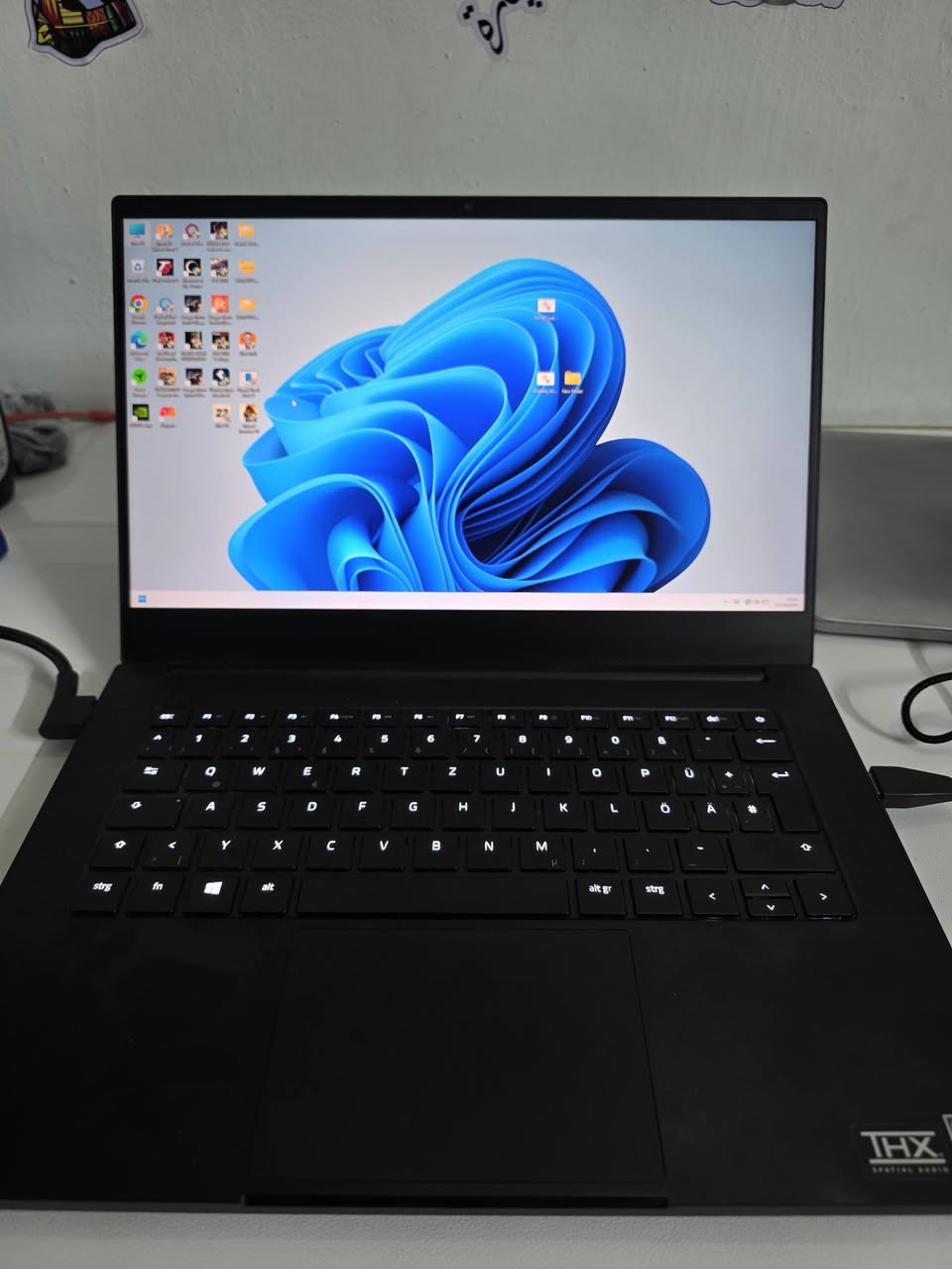 سلام عليكم.
لابتوب رايزر كلش نظيف مشحون ٨٠ مرة بس 
رايزن 9 5900hx يعادل i9 جيل 12 
رام 16g 
هارد جان 1tb سويتة 2tb nvme 
كارت شاشة rtx 3080 اداء كلش قوي بل الالعاب 
حجم شاشة 14inch 4k hdr 165hz ممتازة جدا 
ملحقات كلها كاملة 
سعر مليون ونص قفل او مراوس 
رقمي *********** 
مكاني بغداد البياع 
منزلك كل الالعاب الحديثة وكلها مهكرة يعني تشغل وتلعب كبل كلشي متحتاج
