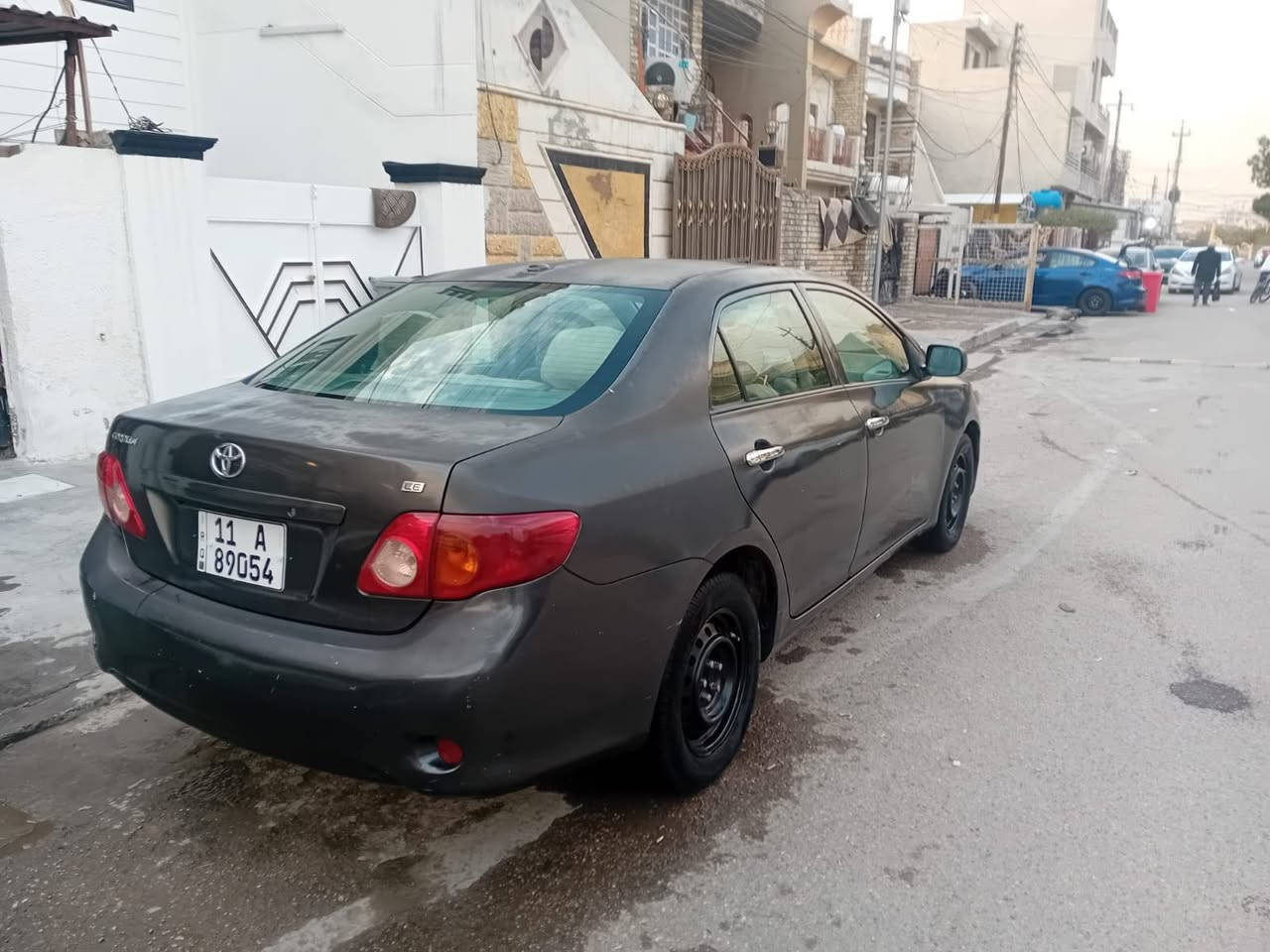 السلام عليكم 🤚  مكلف بلنشر اخوان
كورلا موديل 2009  امريكيه  بيها قطع صبع بدون دواخل كير مكينه خير وبركه تدفئه تبريد تخم تاير صدر امامي وخلفي لوك داخلها نضيف كلش البدي جارد السياره جاهزه على اخر حبايه 
وفديو توضيحي لخارج السياره مع الصور مكاني حي الجهاد الضباط السعر 83 وبيها مجال بسيط ,***********
