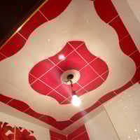 الي كوادر السكريد إذ عندك مساحات سويتها سكريد خدها تطبيق بورسلين وانا ...