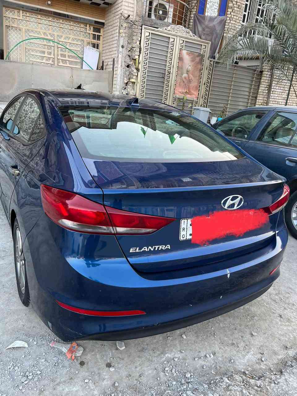 النترا ٢٠١٧ بيها قطعتين رقم بغداد فول مواصفات     بصمه / فتحه /كشن كهربائي السعر(١٢٢) وبيها مجال
***********
