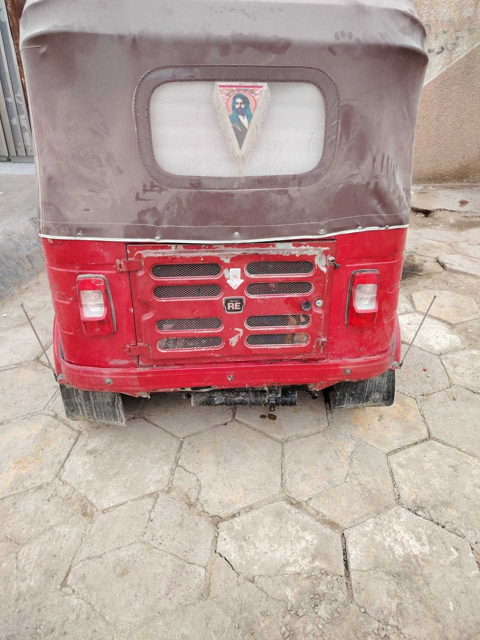 تكتك للبيع موديل 17 رقم وسنوية تحويل مباشر المكان بغداد كويريش ورة علوت الرشيد السعر 4600 وبيهة مجال بدون غراض  الرقم ***********
