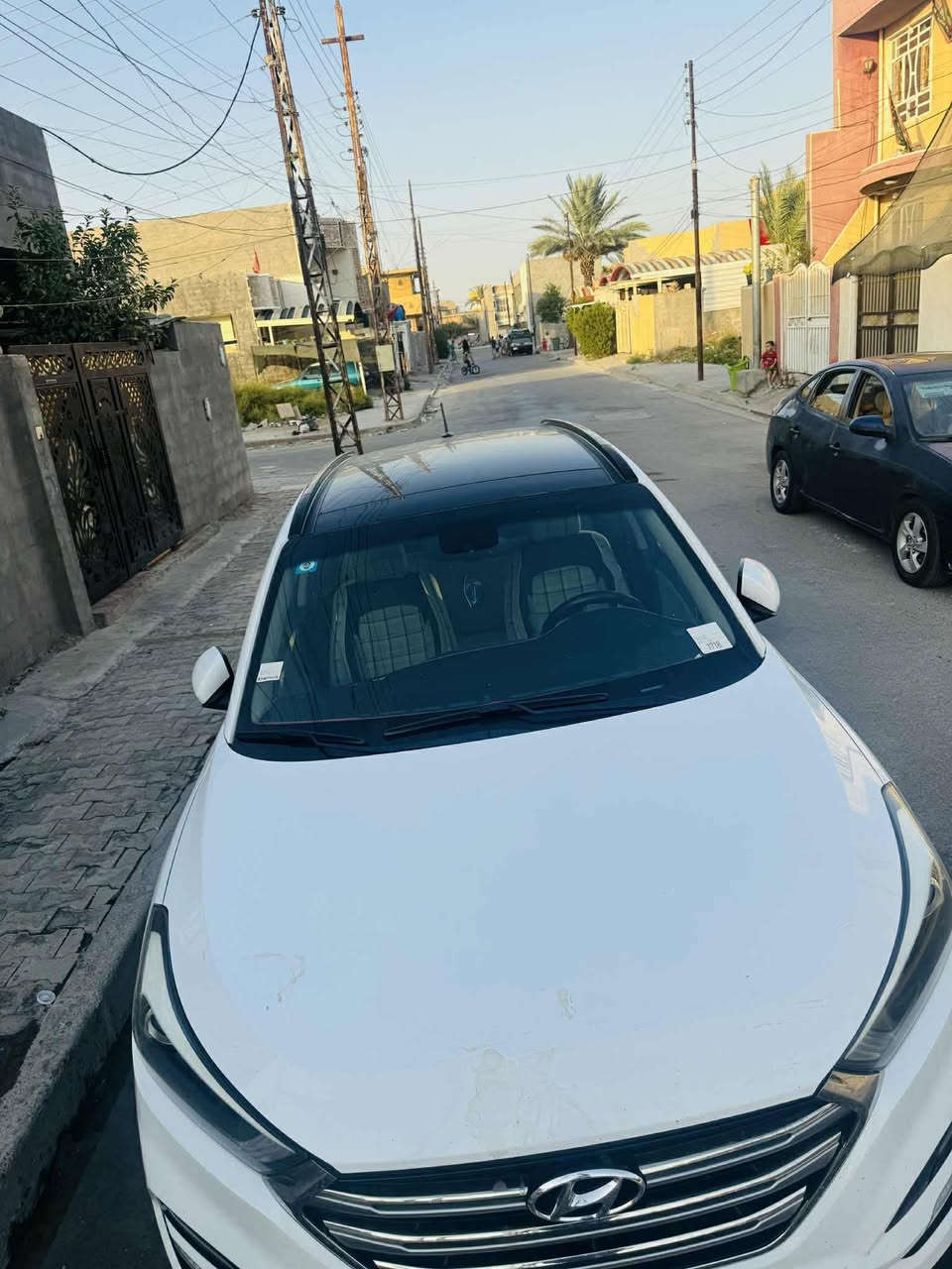 السلام عليكم
توسان٢٠١٨ 
شركة الكاصد
بانوراما 
تحكم استيرن
ماشية ١٨٦
بيهه بارد بالباب مصلحه يم المندلاوي 
والباقي مكفول من صبغ والتبديل 
المحرك شركة مكفول
الكير شركة مكفول
بغداد ب اسمي تحويل ثاني يوم
مكاني بغداد
السعر ١٨٤ بيهه مجال قليل 
***********
***********
