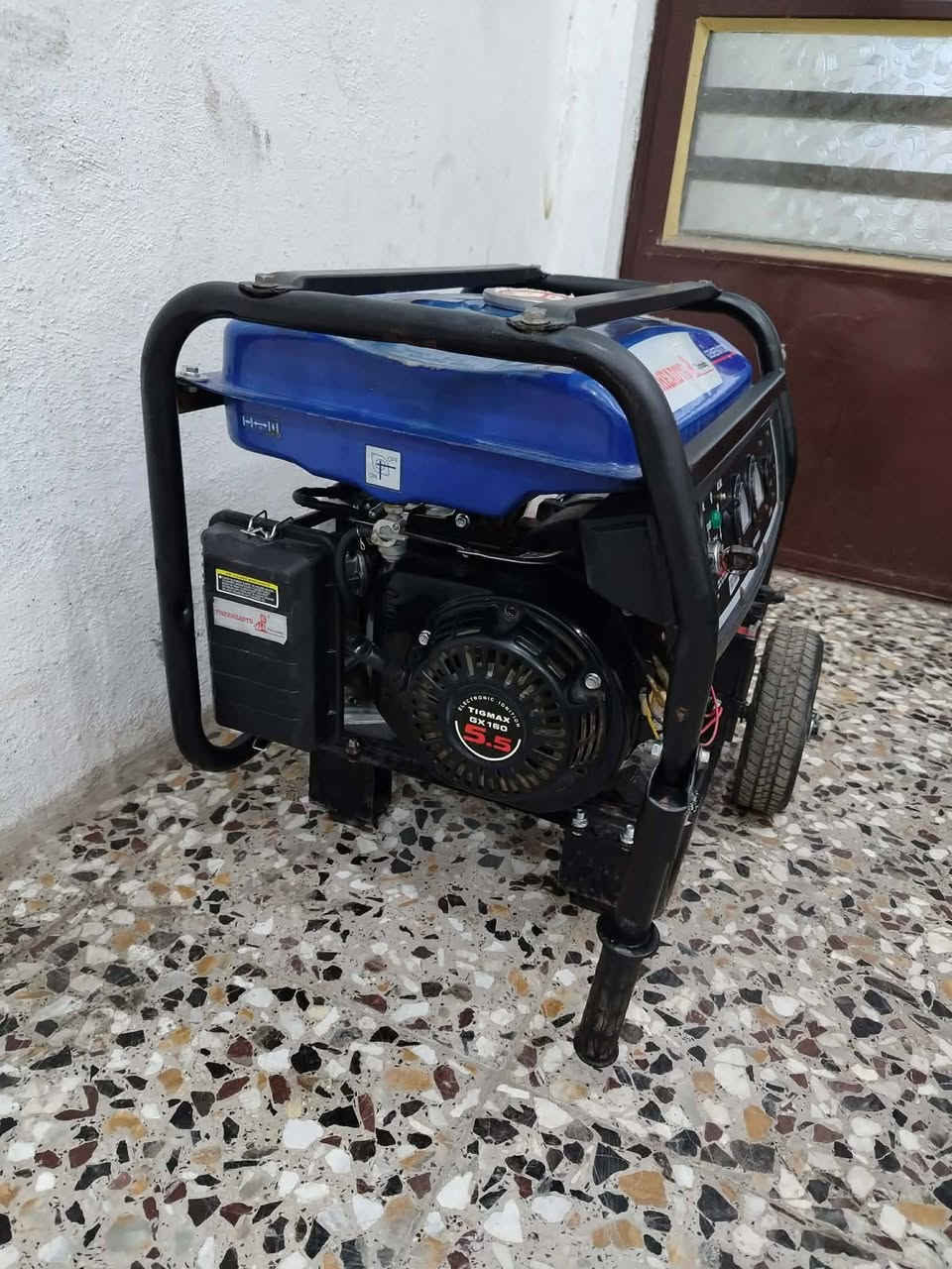 مولده تايكر باب الاول كوري 3كيفي 12 امبير نظام سلف وحبل نكره بل تشغيل فقط باتري هابط مولده بلاديه على وضع شركه السعر 200 مكاني بغداد الشعب


**إذا كنت صاحب هذا الإعلان وتريد حذفه لأي سبب، رجاءا أرسل رسالة إلى الدعم الفني**