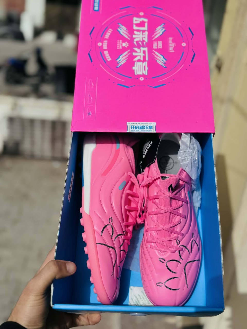 كيلمي وكاله أصلي
ما مستخدم 
قياس 41
42
43
توصيل موجود


**إذا كنت صاحب هذا الإعلان وتريد حذفه لأي سبب، رجاءا أرسل رسالة إلى الدعم الفني**