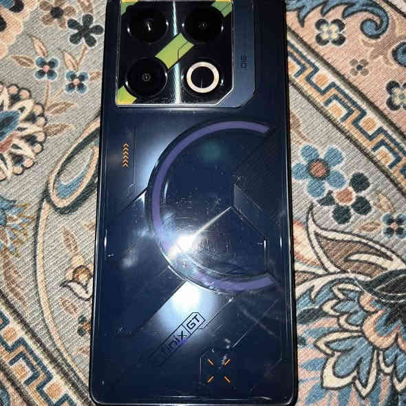 السلام عليكم 
انفنكس جي تي 20pro
مامفتوح ولا مبدل بي شيء 
ذاكرة 256  
ب  275 وبي مجال للشراي 
بغداد العلام
***********
