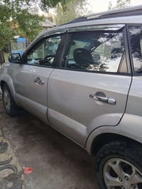 توسان • ٢٠٠٨ • مكينه ٢٠٠٠