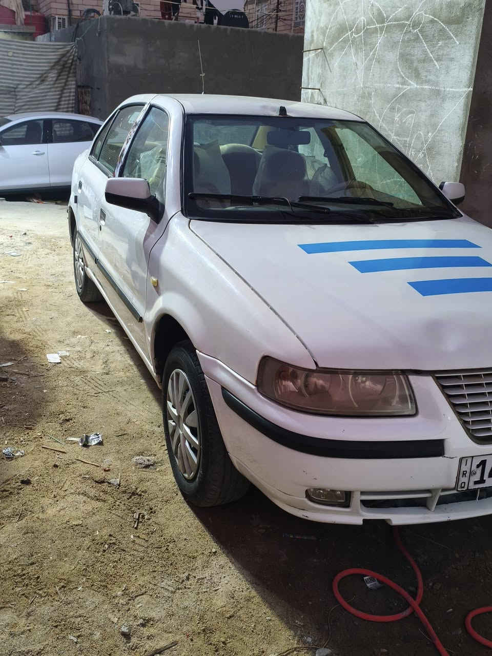 السلام عليكم سمند 2014سياره جديده بلادية بيهة خياسات شوية مامعمرة السياره بدوس جوا سيارة جديده حداديه مكفولة من ضربة رقم جديد سنوية 30تحويل  رقمهة بصره ورقمهة بصره عنوان كرمة علي السعر 40 رقم ***********
