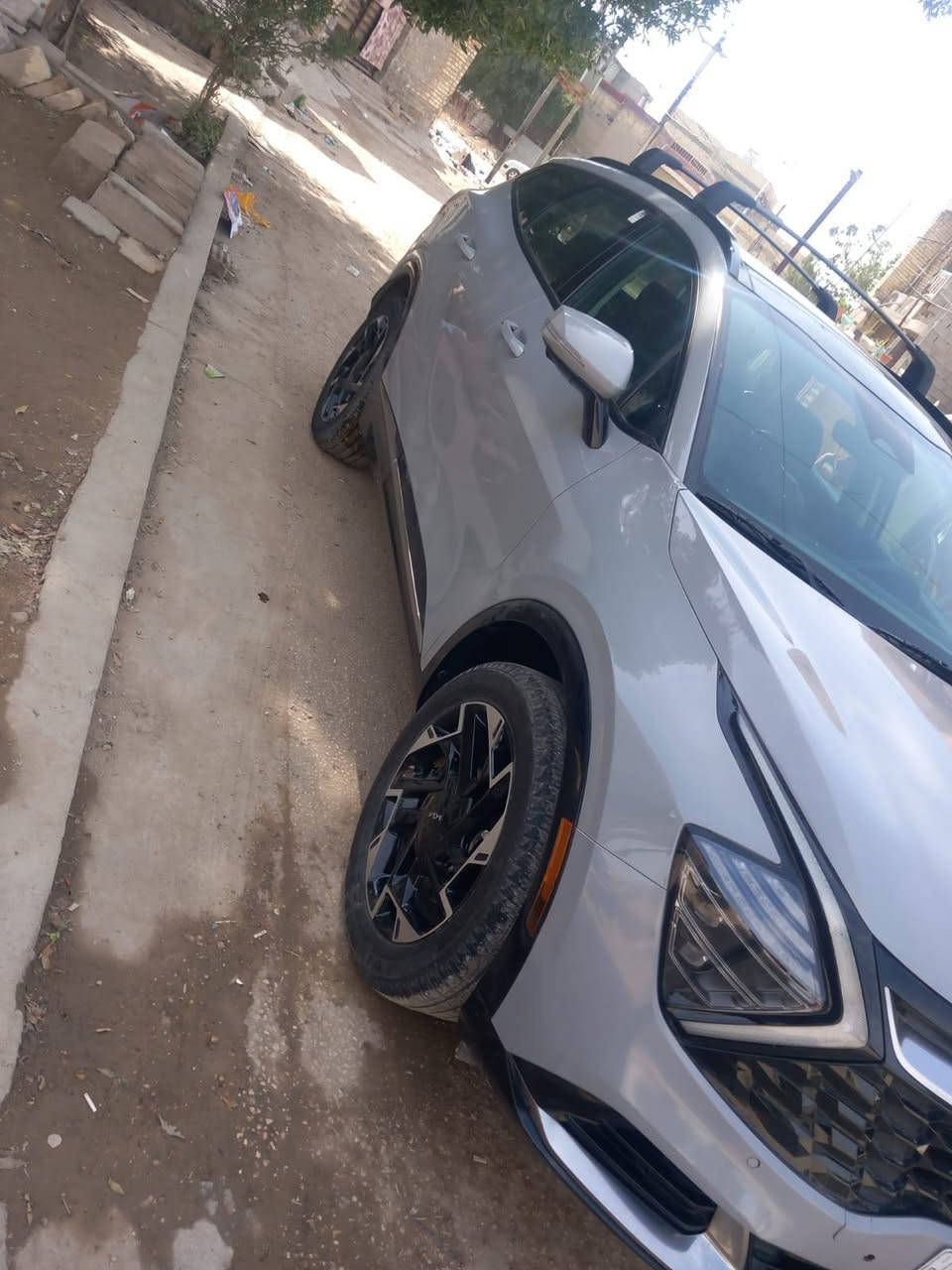 سلام عليكم للبيع كيا سبورتج SX برستيج 24 أمريكي بانزين فول مواصفات 5 كاميرات بانوراما 1/1 مواصفات معروفة ضرر قبق صندوك تبديل خشم البنيد صبغ مرقم بغداد كتاب شهداء السعر 210 بيها مجال موبايل ***********
