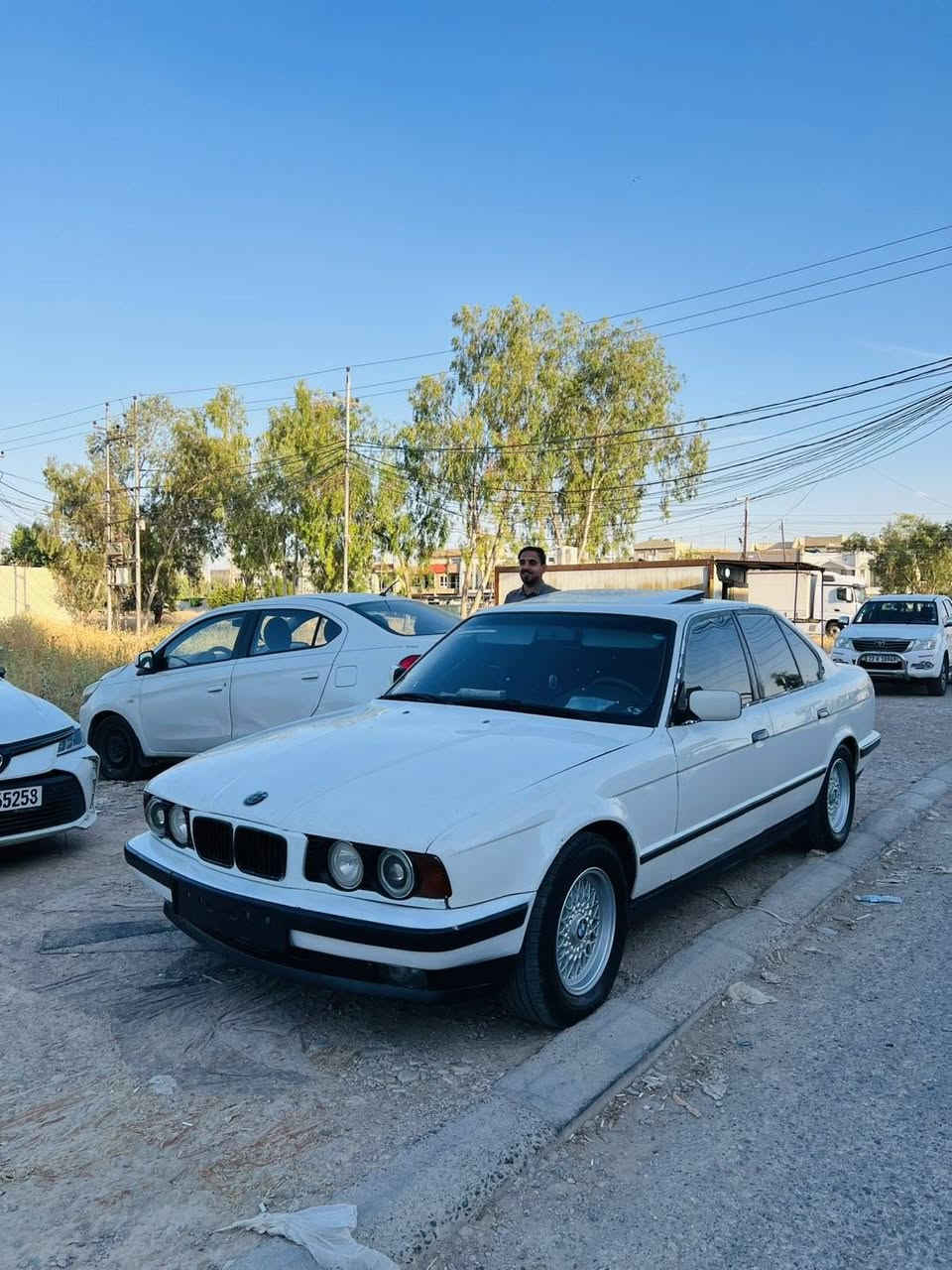سەرتا با ناوی خوا BMW 1991 سیارە فول موسافات با گیر عادیا مەکینە 520 بی دجیتەل  تەبریت مەزبوت هەموو قەلبی بەشەرتا سیارە رەقم هەولیر  سەنوی قەرزارە 2015  سیارە دەوای 65 وەرقە موعامەلا کم  ژمارە موبایل  *********** أربيل, العراق
