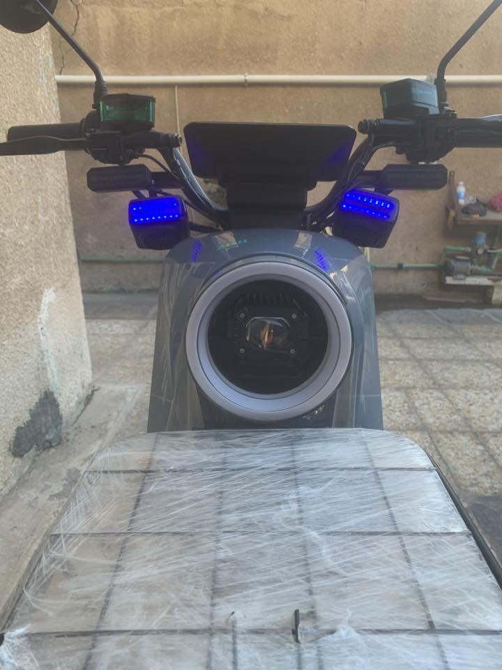 دراجة ار9 للبيع
مواصفات الدراجة

دبل سماعة بلوتوث 
بك
سرعة 119
حقيقي75
لايت عالي ناصي
دبل اشارة
هورن سيدان
دراجة نضيفة استعمال شهرين فقط بطاريات خمسة (الكبار) 

السعر (485) بيهة مجال 
مكاني بغداد الاعضمية
رقمي (***********)
موجود واتساب
