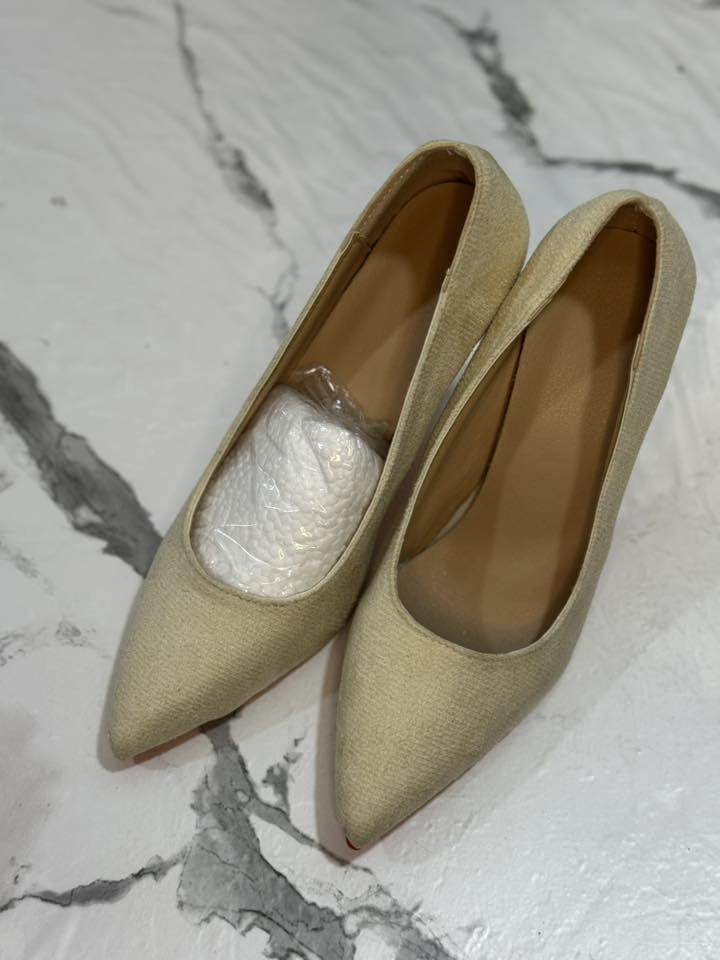 كل قياسات متوفره بنات
اسعار تبدي من ل٨ الف ل١٠ ل١٢ الف


**إذا كنت صاحب هذا الإعلان وتريد حذفه لأي سبب، رجاءا أرسل رسالة إلى الدعم الفني**