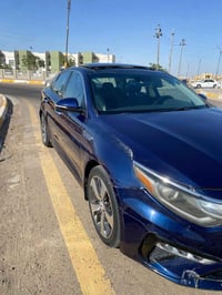 كيا اوبتما ٢٠١٩  فول مواصفات xle  ٣ قطع صبغ بدون داخل كير مكينه تبريد ...