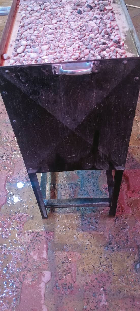 طباخ للبيع حجم صغير يفيد ابو الكهوه أو عندك موكب يفيدك كلش حجم حلو مستعمل فقط 10 ايام

نضيف 100/100 مكاني ميسان الماجديه 

السعر خاص راسلني ع وتساب وتدلل 

***********...

