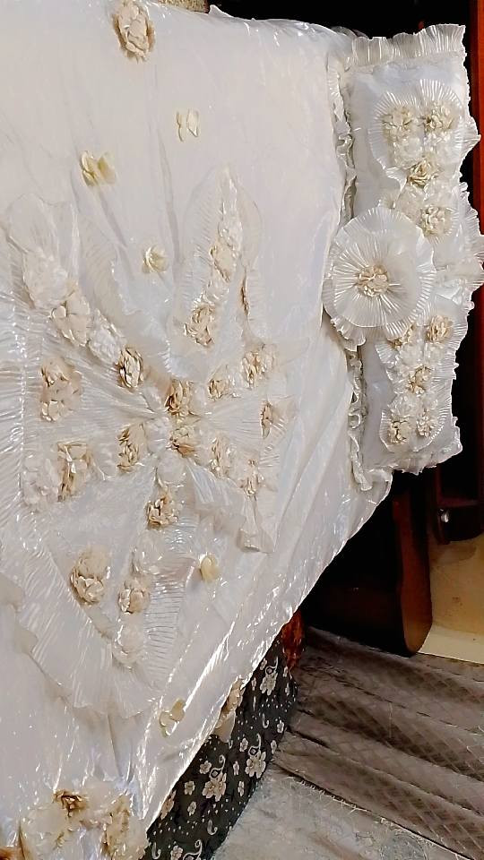 فرشه ثقيله  للبيع  ***********سعرها 35خذتوها ب120
