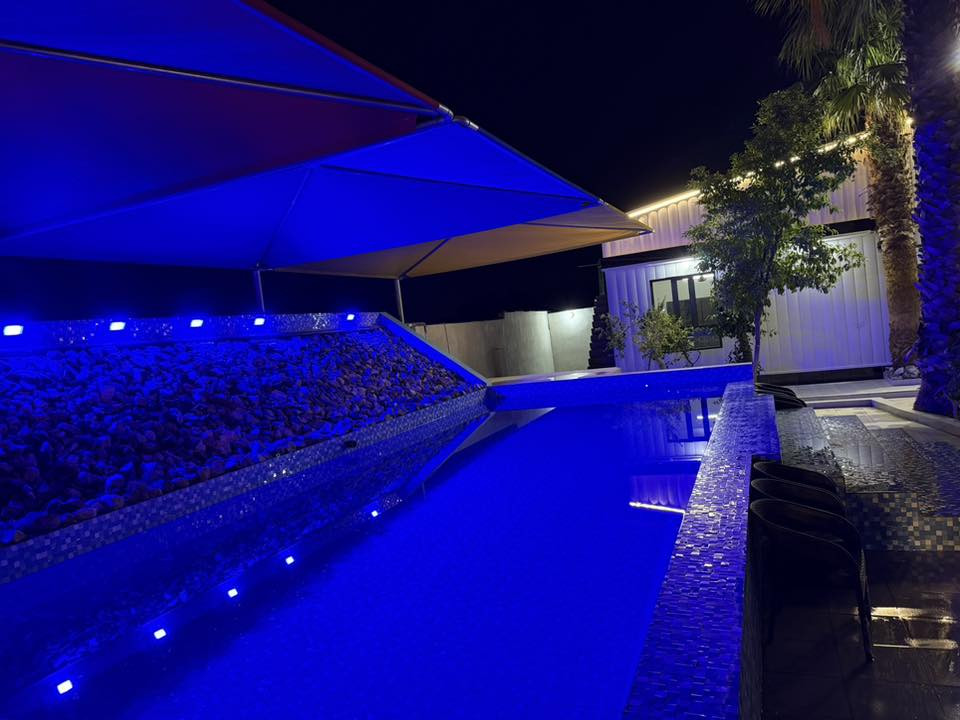 ❤️❤️❤️❤️❤️ايجار موسم كامل❤️❤️❤️❤️
مزرعه جديده جاهزه من كلشي زرع وخضار وأشجار عاليه بناء جديد مسبح كبير مولد جديد ٢٠٠ أبير مثثه متصرف عليها ألف دينار اريد ايجار موسم لعدم التفرغ 
بيها بناء غرفتين وصاله مجهزه سبالت وبلزمات 
العنوان مدخل ٢ عل شارع
فيشه 
منضده 
بليارد
ألعاب اطفال 
مذب عليها اي شي مزرعه فول الفول 
بيها اضافة غير الي مصوره كلش حلوه شوف وتدلل
لاستفسار ***********
وسعر مناسب
