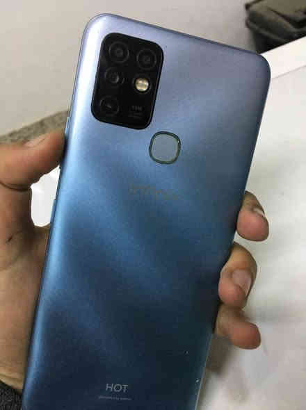 للبيع كل عيب مابي وشرط كله بلادي جهاز ممفتوت نظيف 128 كيكا بطارية 5200 السعر 75 الف شراي تعال خاص او اتصل *********** كركوك
