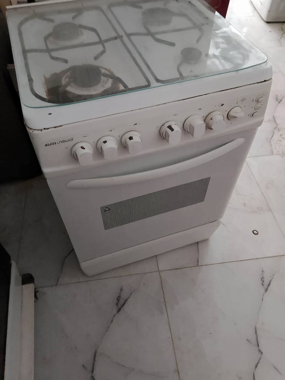 ثلاجه سعر ٣٢٥ بيها مجال شغال طباخ كريازي شغال اخو الجديد سعر ٢٥٠ بيها مجال غساله ايل جي ١٢ كيلو سعر ١٥٠ بيها مجال بسيط طباخ ابيض سعر ٦٥ بيها مجال مكينه شغال كل عيب ما بيها سعر ١٥٠ بيها مجال شراي تعال خاص عنوان كركوك حي بدر

العنده غراض للبيع راسلوني *********** او اتصال ع رقم
