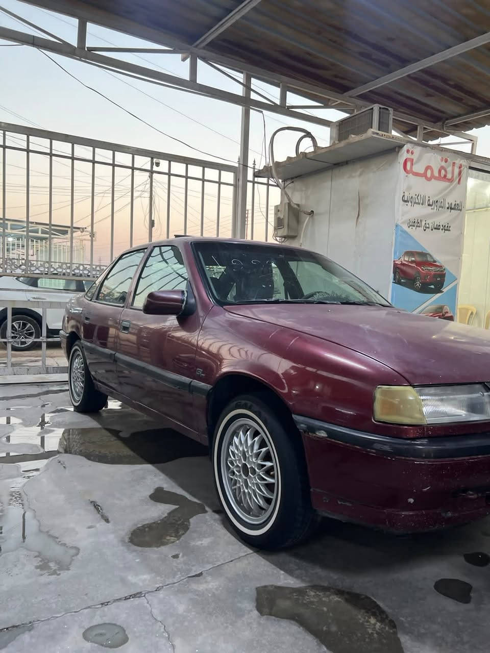 السلام عليكم
أوبل فكترا موديل ١٩٩٢ رقم بغداد جاهزة ونظيفة بلادية بدون صبغ كير ومحرك وصدر كل جديد والسعر ٣٧$ وبيها مجال بسيط  للاستفسار *********** مكاني بغداد
