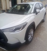 كورلا كروس 2024 العلامة السودة HEV المواصفات :- مكينه2000 هايبرد/سلايت...