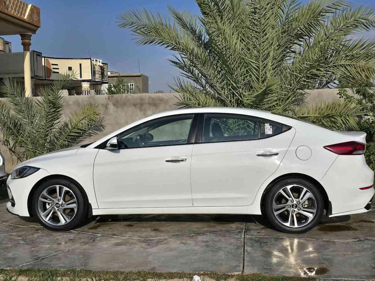 السلام عليكم النترة موديل 19سوبرخليجي  كفالة فول مواصفات بصمة واحد على واحد محرك كير مكفولات رقم ديالى نكليزي بسمي  تحويل مباشر ماشية 82الف لسعر  160 وبيه مجال مكاني ديالى ***********
