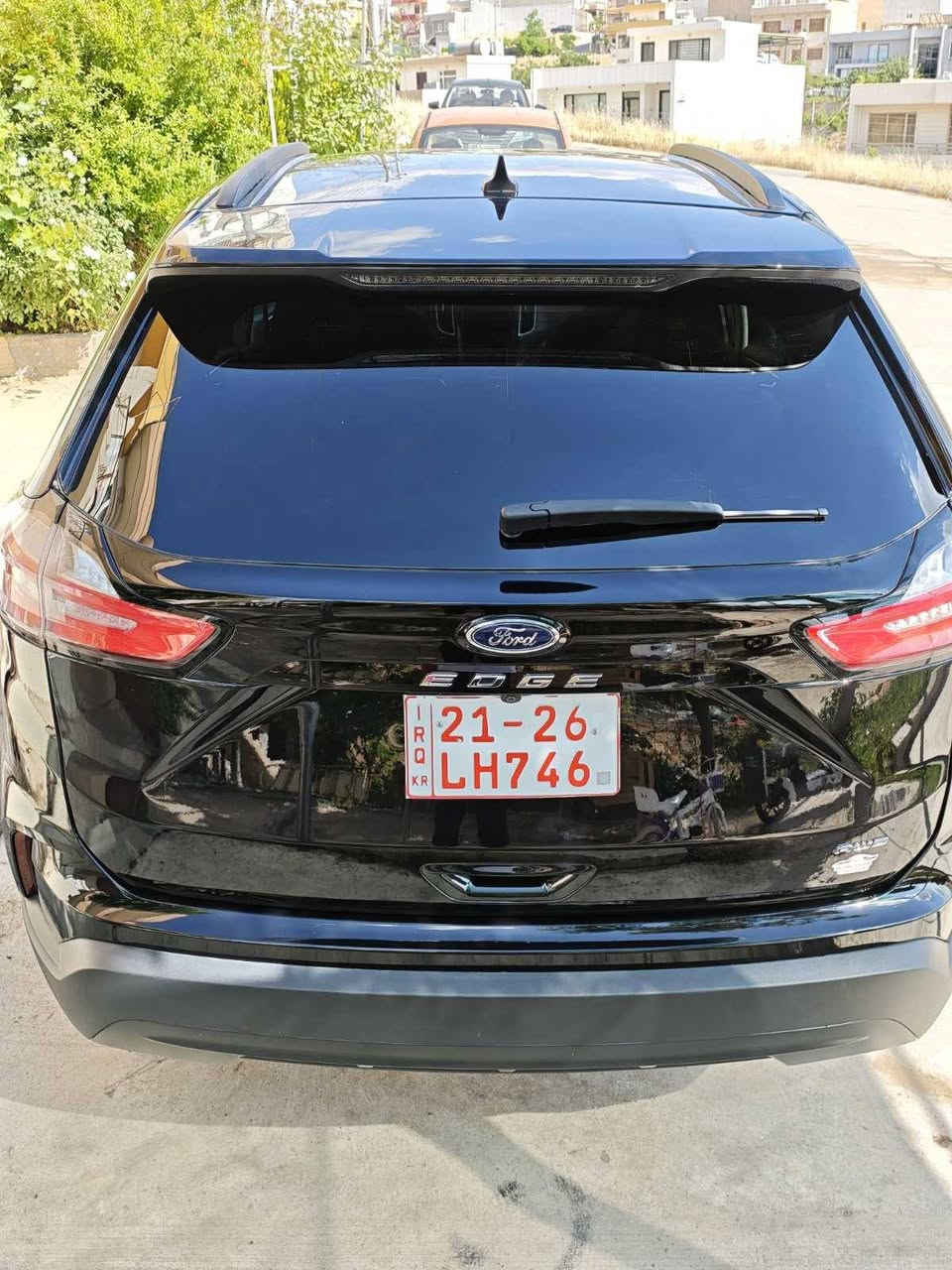 Ford Edge 2024 فول مواسەفاتە بەس  سڵایت نییە 4 بستۆنی تۆڕبۆیە  7 هەزار ڕۆشتووە یەک پارچەی بۆیاخە
*********** السليمانية, العراق
