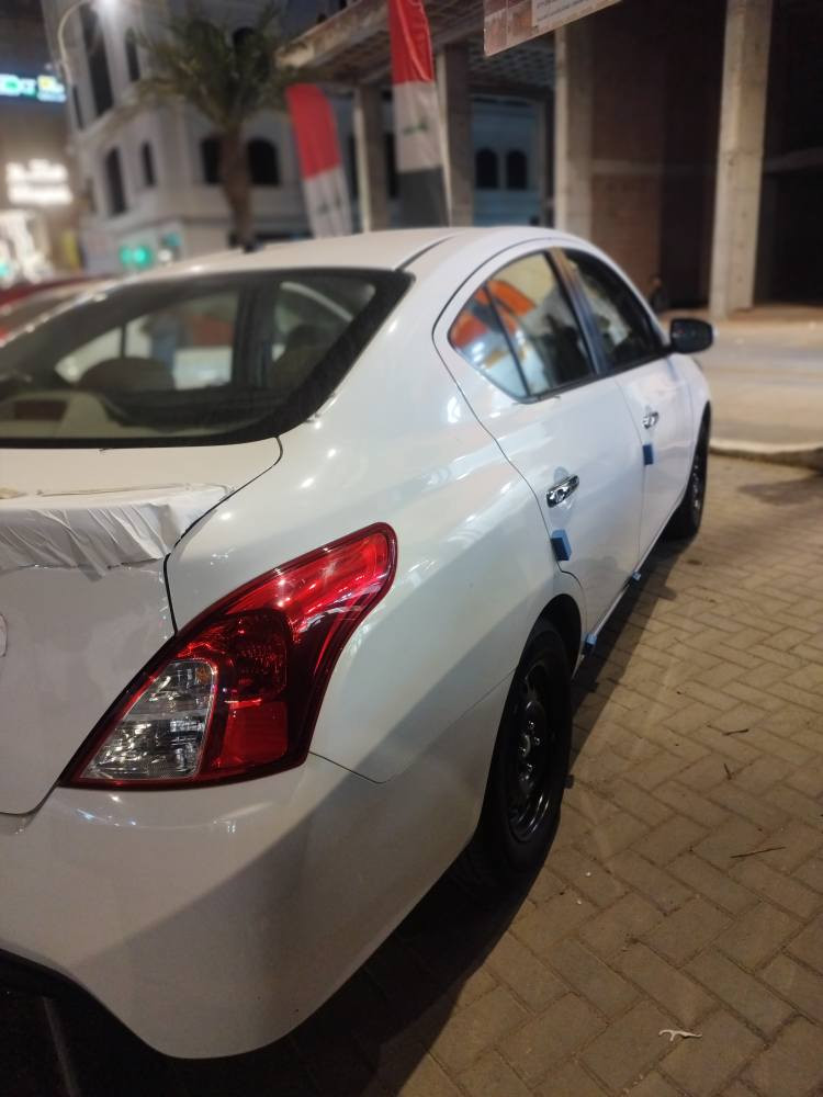 السلام عليكم نيسان صني مصري 24كفاله عامه السياره ماشيه 41الف و قابل للزياده السياره جديده استخدام شخصي السياره جاهزه 
تبريد قطعتين  
جام اربع كهربائي 
كشن جك 
شاشه كار بلي 
كامره 
اربع سماعات 
اشاره بل مري
السياره وضعية شركه تايرات شركة سبيرها شركه كتلوكات موجوده 
السعر124و بيها مجال بسيط كلش
*********** البصرة, العراق
