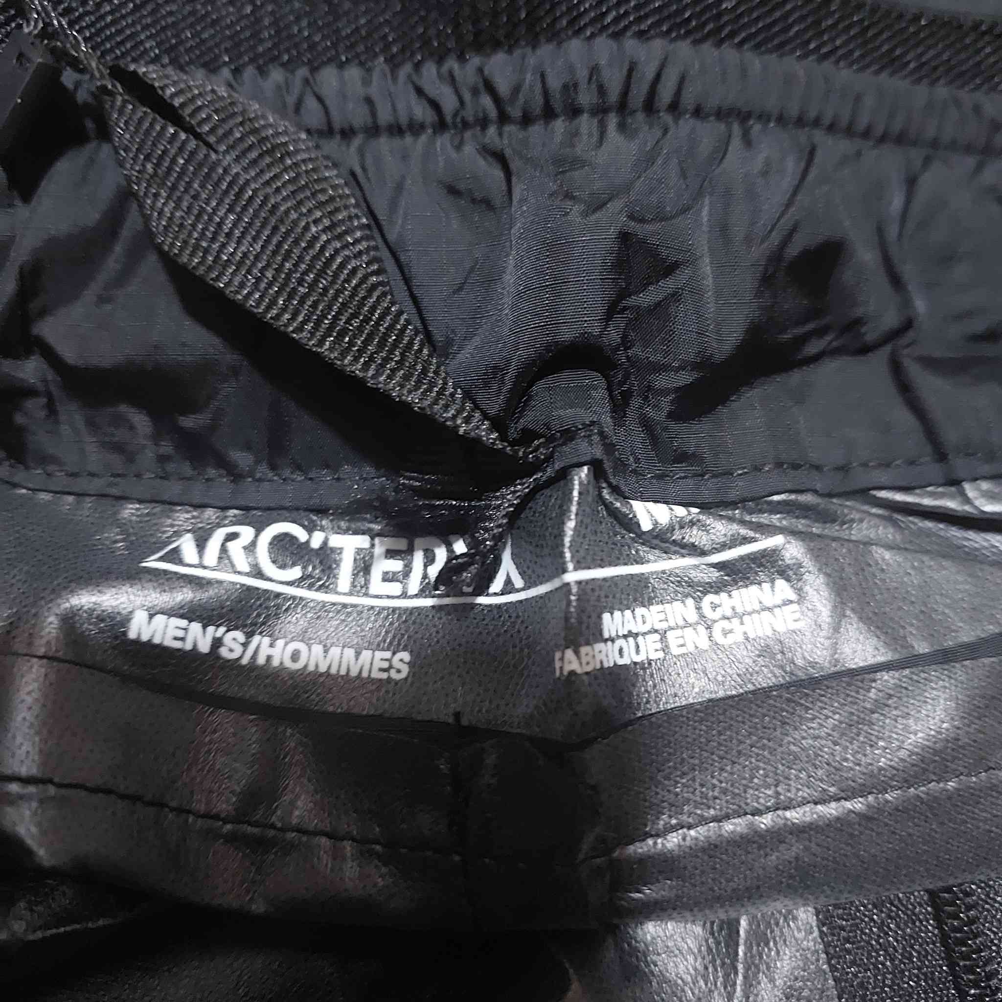 Arc'teryx
Zeta SL GORE-TEX Paclite Plus


**إذا كنت صاحب هذا الإعلان وتريد حذفه لأي سبب، رجاءا أرسل رسالة إلى الدعم الفني**