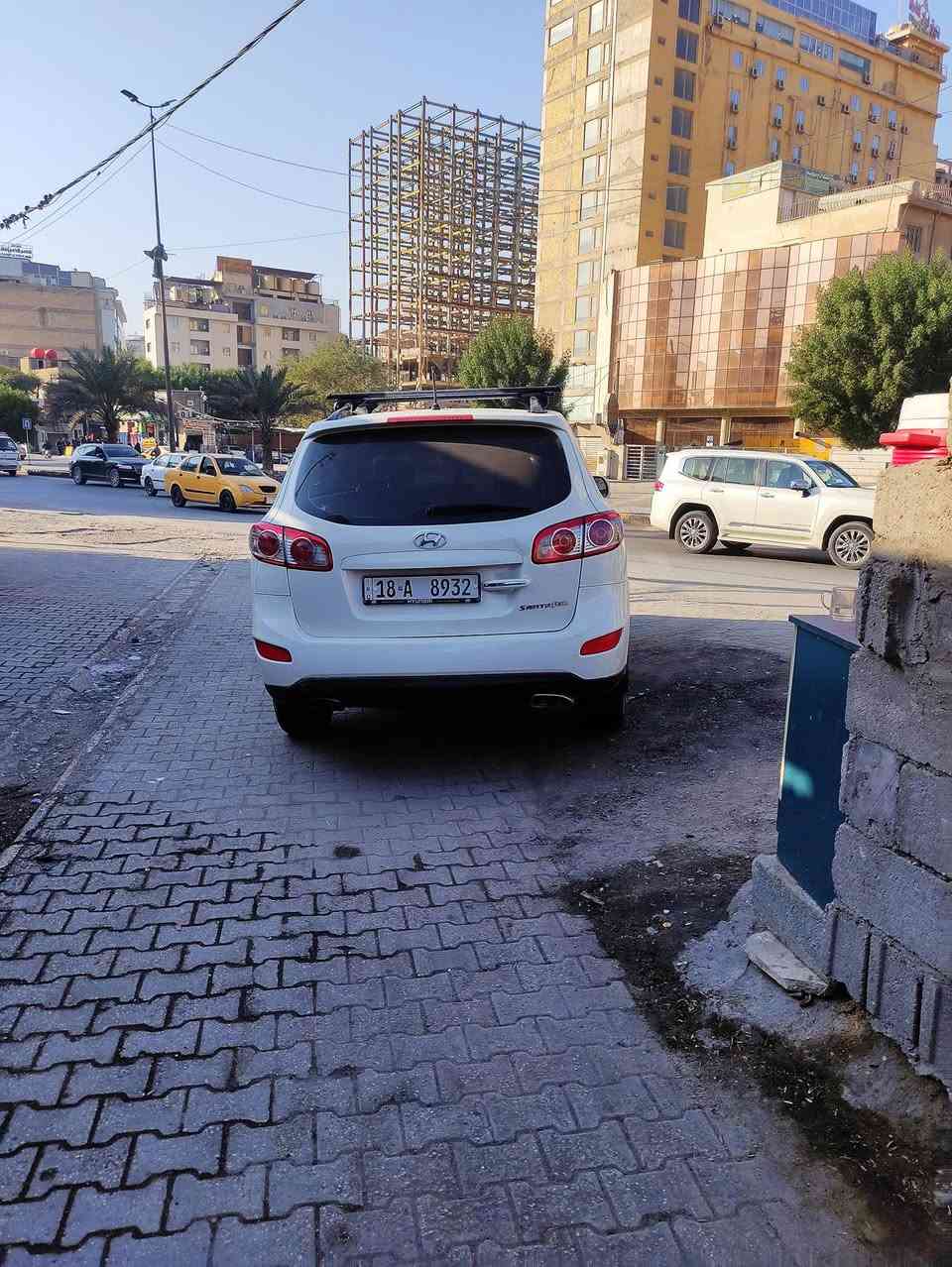 السلام عليكم ورحمه الله سنتافي خليجي 7راكب 4سلندر موديل 10 فول واحد على واحد رقم  بابل دولي بسمي سنويه 31 سونار مرفق مع الصور مكاني بابل قرب مرقد الامام علي بن الحسين ع للاستفسار الاتصال ***********...***********
