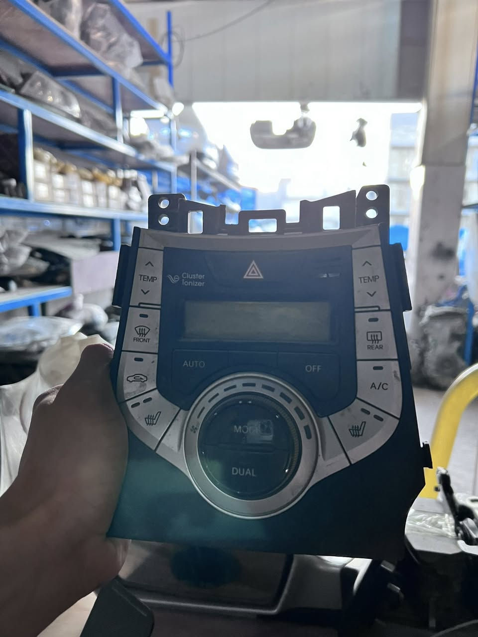 السلام عليكم من رخصه الادمن
توفر بورد تبريد سيراتو فورتي الانترا خليجي بأسعار مناسبه لدى محلات الصادق للتواصل *********** واتس او هاتف تحياتي للجميع
