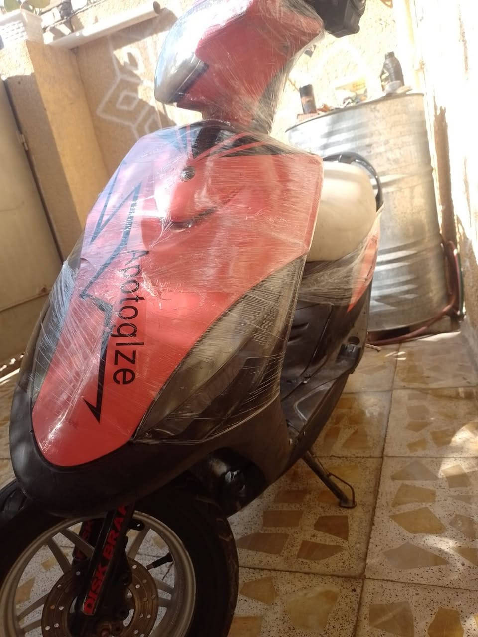 السلام عليكم ماكس عدله بلاد دراجه خير من الله كهربايات شغاله سلف هندر كلچان اصلي لبيع اومراوس مكاني ديالئ رقمي ***********السعر 375
