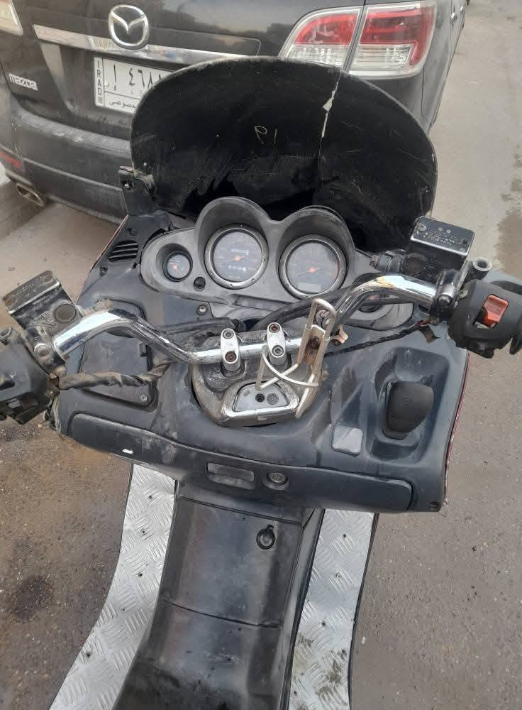 فورزه صفر سته شغاله
دراجه شغاله بس اني ابيع كوم حديد بيها خيط تبخير بس دراجه معدل وشلعه ب١٩٠ الف قفلها من الاخير ***********
مكاني بغداد الامين الثانيه
