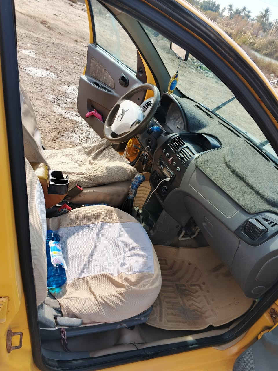 سلام عليكم /جمعة مباركة/شباب سياره لبيع//
مديل 15 
رقم دولي قادسيه راعيه بدوانيه ويريد مداور
سياره كفاله من ضربه من عده دواسات
سياره نضيفه. دواخل كامله تخم داير جديد كير كفاله
مكينه بيه تبخير بس لمكينه ناعمه وحلوه سياره كبل لشارع سنويه ل 2030 مصفره هيئه وغرامات سعر 35 وبيها مجال وبلعافيه ع ياخذهه. ؟  رقم لستفسار لواتساب ***********
