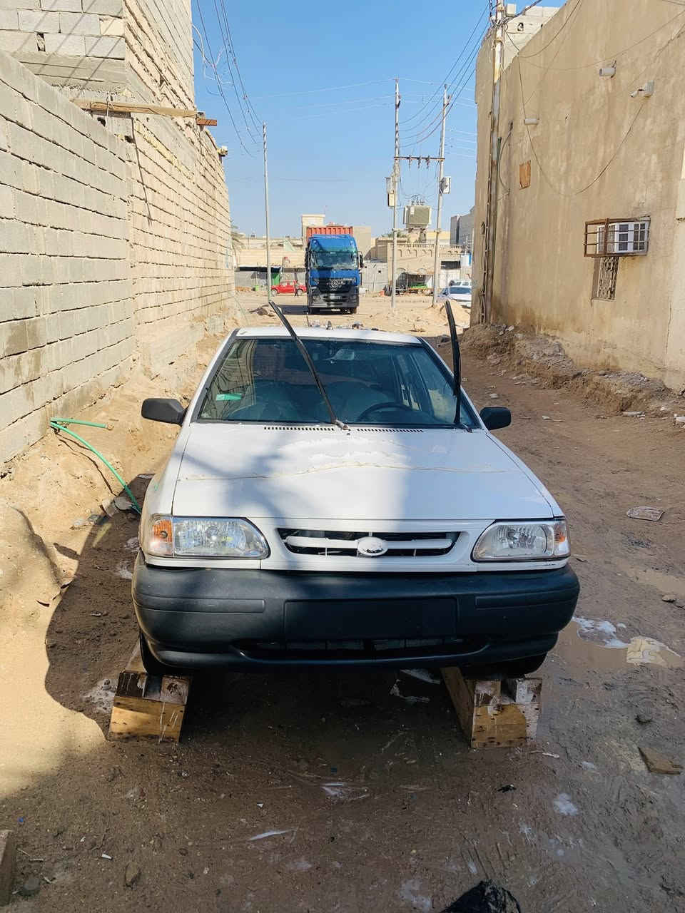 سلام عليكم سايبه مديل 2011كفاله من ضربه مصبوغه جماليه فقط برانكيت نضيف رقم بصره سنويه 2027راعيه موجود 26رقه وبيه مجال ***********
