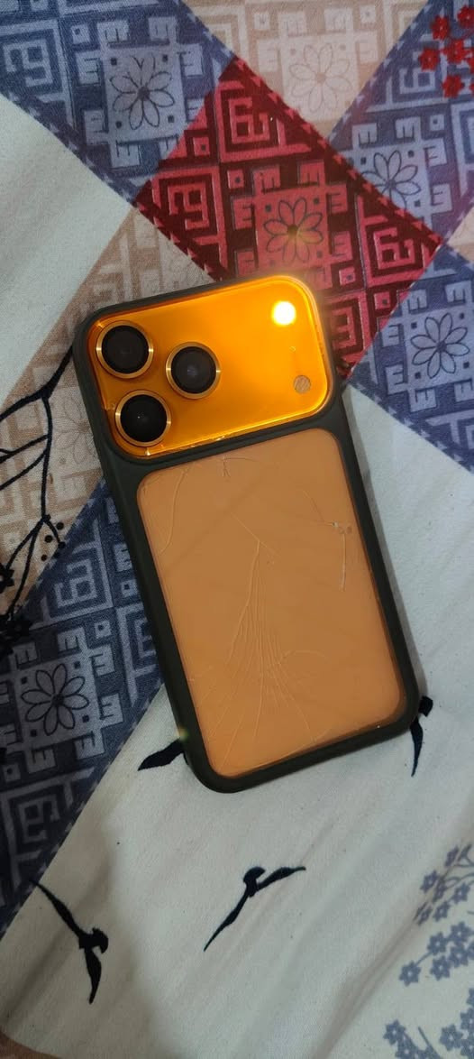 السلام عليكم iPhone XR محور 17
جهاز نضيف 
ذاكره128
تك سيم
جهاز مبدل بطاريه واصليه شرط 
السعر 160وبي مجال 
الاستفسار عل هاذ الرقم ***********
