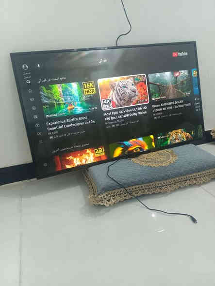 شاشه حجم 43 سمارت البيع  سعره130 بل حيانيه ***********
