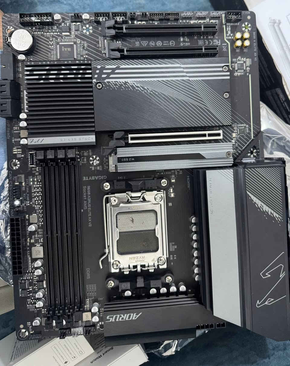 السلام عليكم
متاح


**إذا كنت صاحب هذا الإعلان وتريد حذفه لأي سبب، رجاءا أرسل رسالة إلى الدعم الفني**