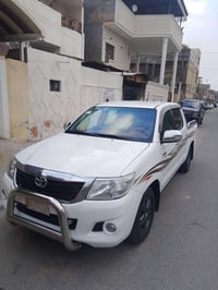 هايلوكس • ٢٠١٥ • رقم كربلاء