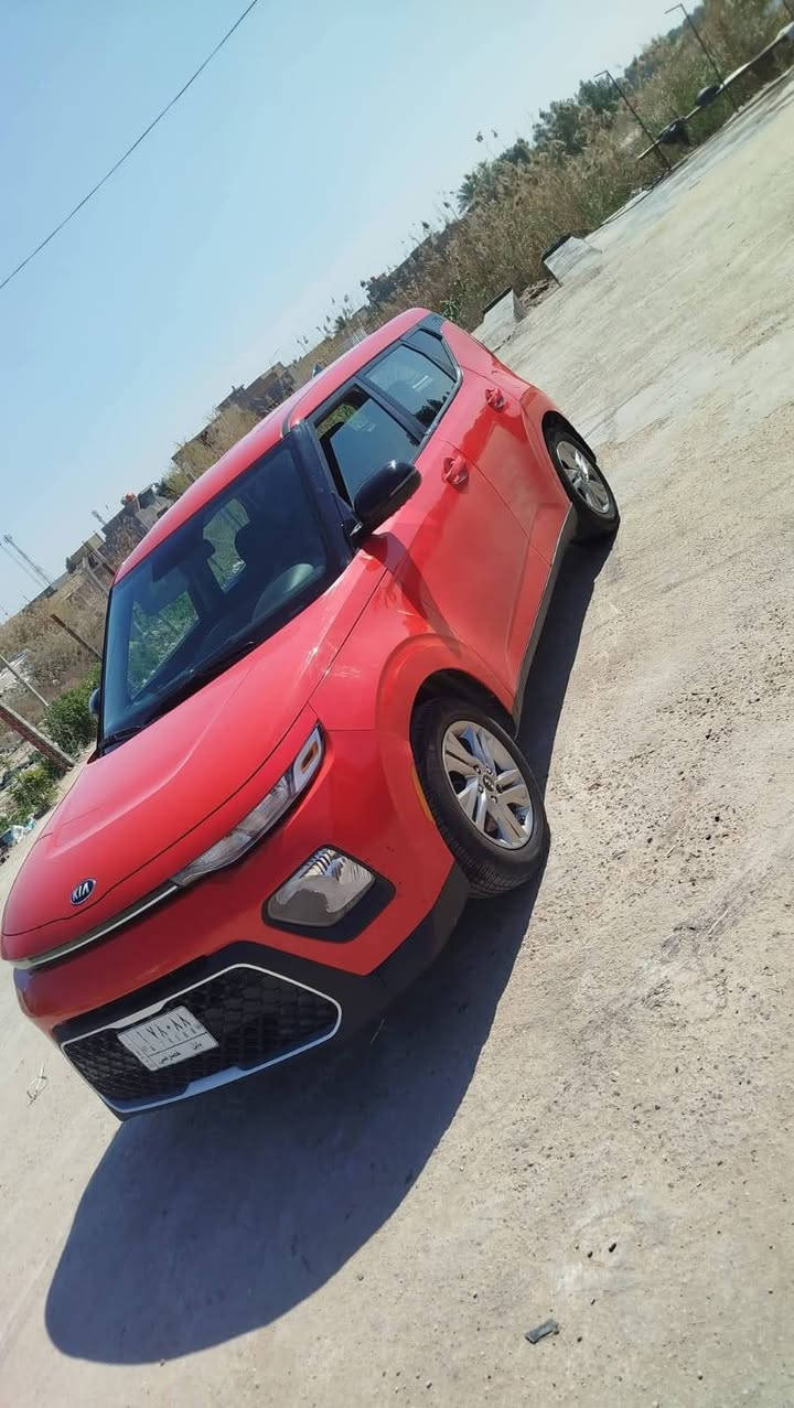 سلام عليكم صول 2020 للبيع  رقم بابل مكاني بابل سياره بيه 3 قطع صبغ   مكينه 2000 دوش سياره مكينه وكير وحداديه وتبريد تخم تاير كله جديد توقف ذاتي مود درايف شاشه كامره خلفيه سعر السياره 120 سياره ماشيه 70 جديده بعده
للاستفسار اكثر اتصال. علرقم ***********
