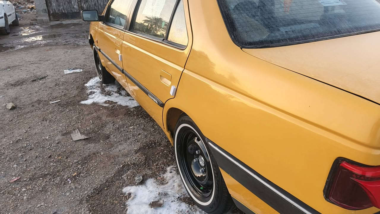 السلام عليكم بيجو جي ال اكس موديل 11 سيارة جاهزة محرك وكير وصدر خير من الله تخم تاير عارضة ٣٢ وبيهة مجال بصيط مكاني بغداد ***********
