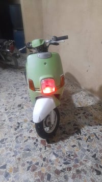 بوليس للبيع دراجه ما شالله محرك ما مفتوح بس بيها خيط تبخير السعر 550 و...